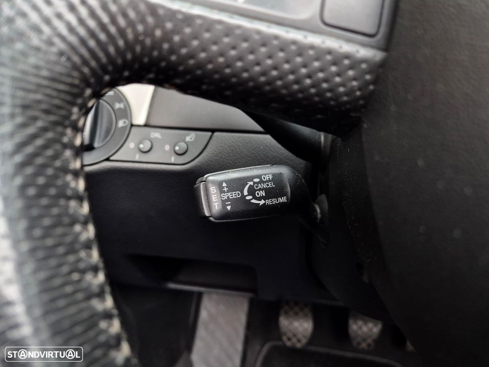 Audi A4 Cabrio 2.0 TDi S-line - 22