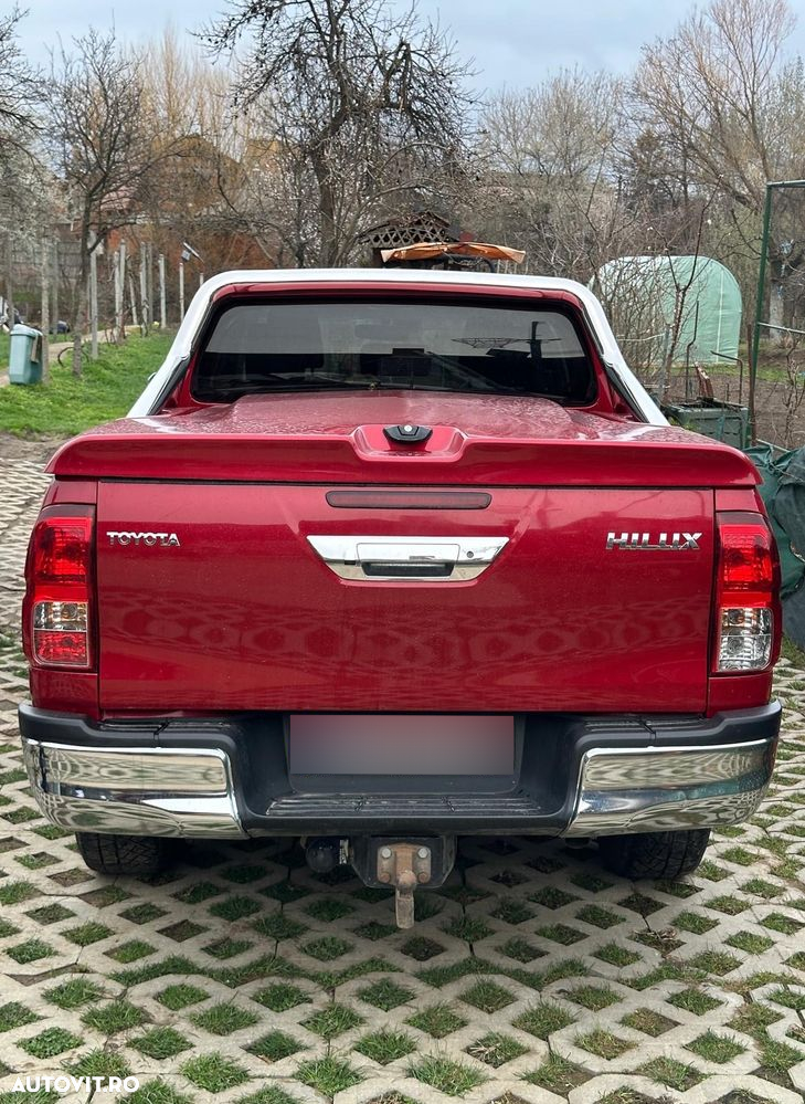Toyota Hilux 4x4 Double Cab A/T Invincible - 2