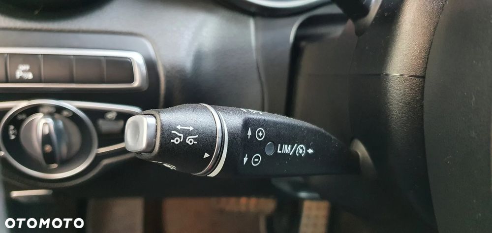 Mercedes-Benz Klasa C - 33