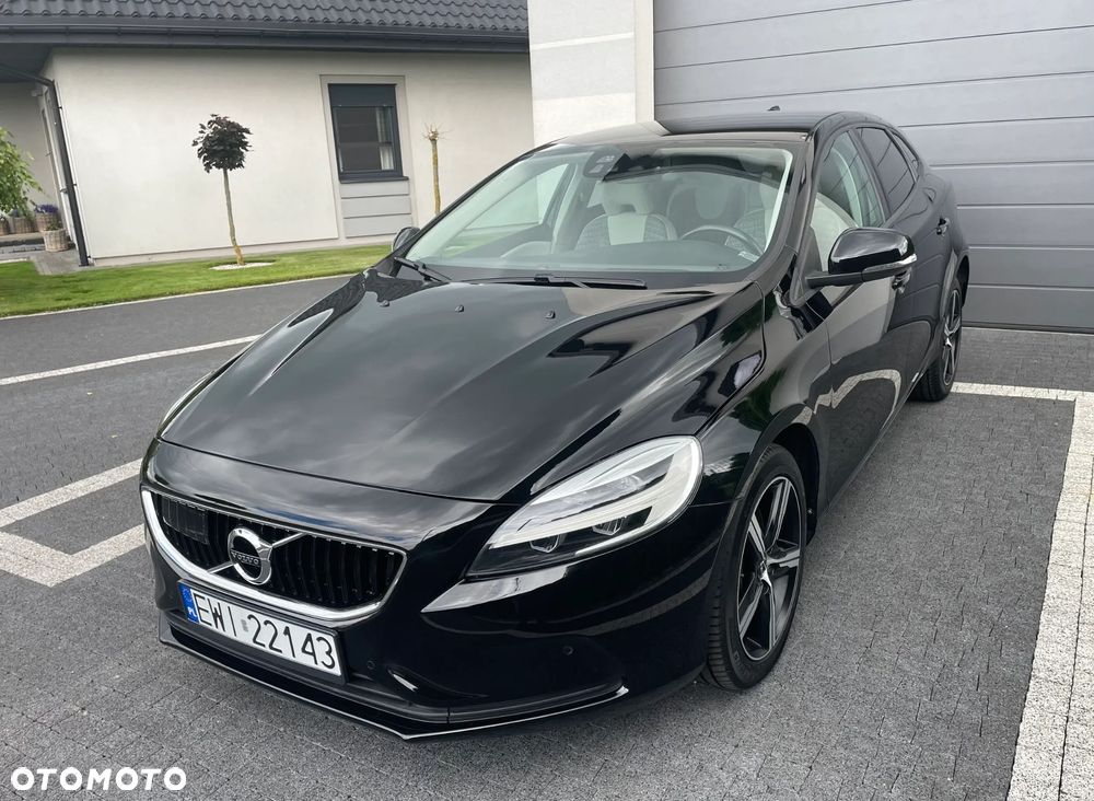 Volvo V40 T2 Geartronic Summum - 1