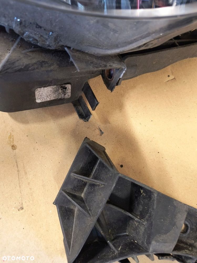 VW GOLF VI 6 LAMPA PRZÓD PRZEDNIA LEWA VALEO HB - 4