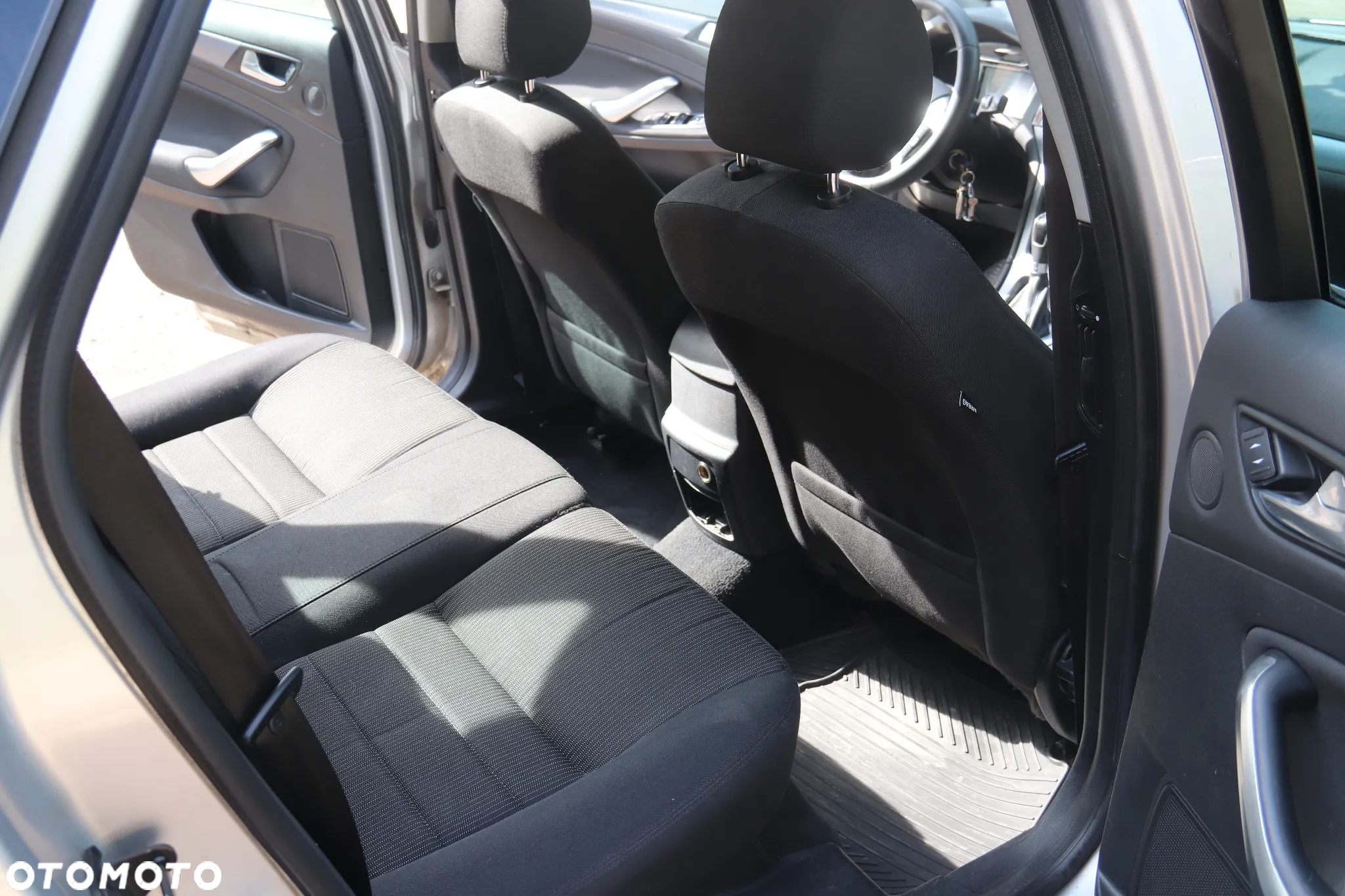 Ford Mondeo 2.0 TDCI Titanium X - 26