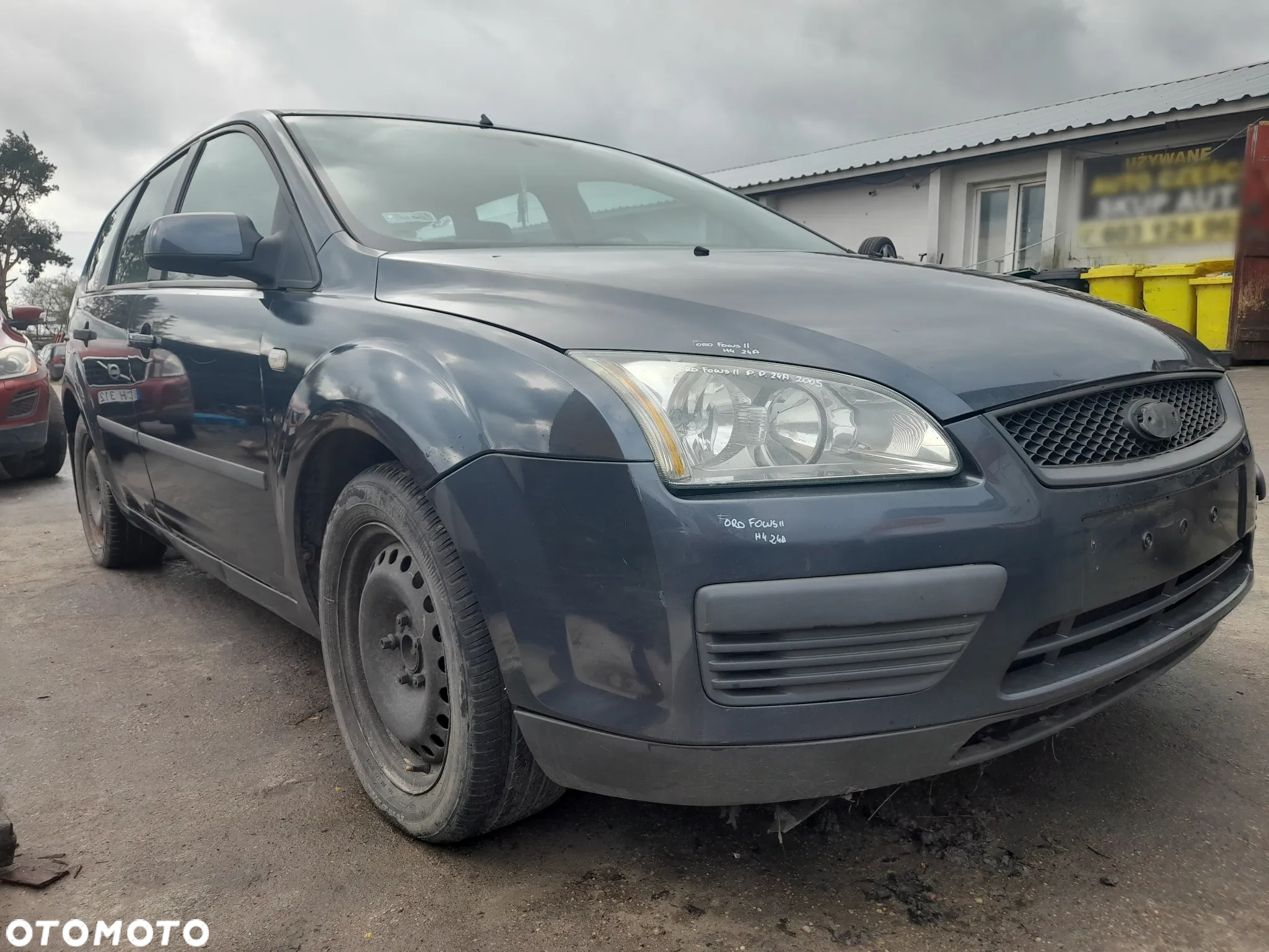 FORD FOCUS MK2 ZDERZAK TYŁ TYLNY TYLNI H4 - 18