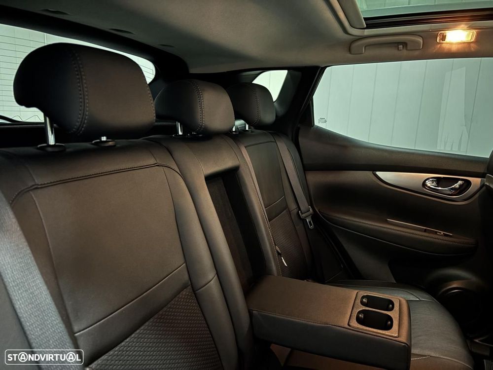 Nissan Qashqai 1.6 dCi Tekna Premium Pele S Alcantara Xtronic - 12