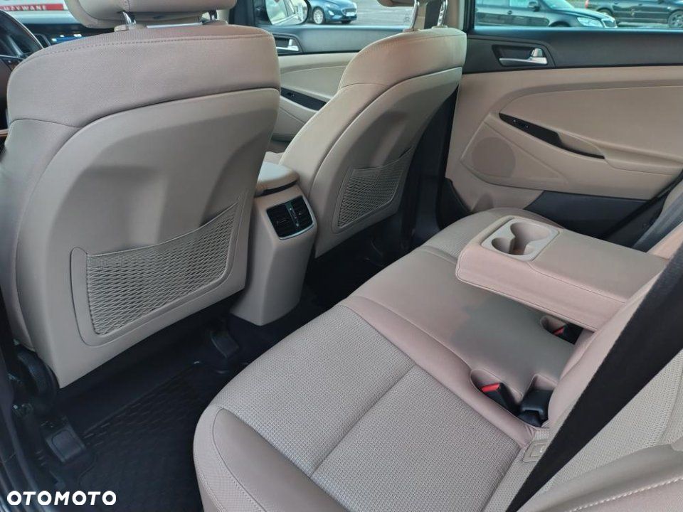 Hyundai Tucson - 13