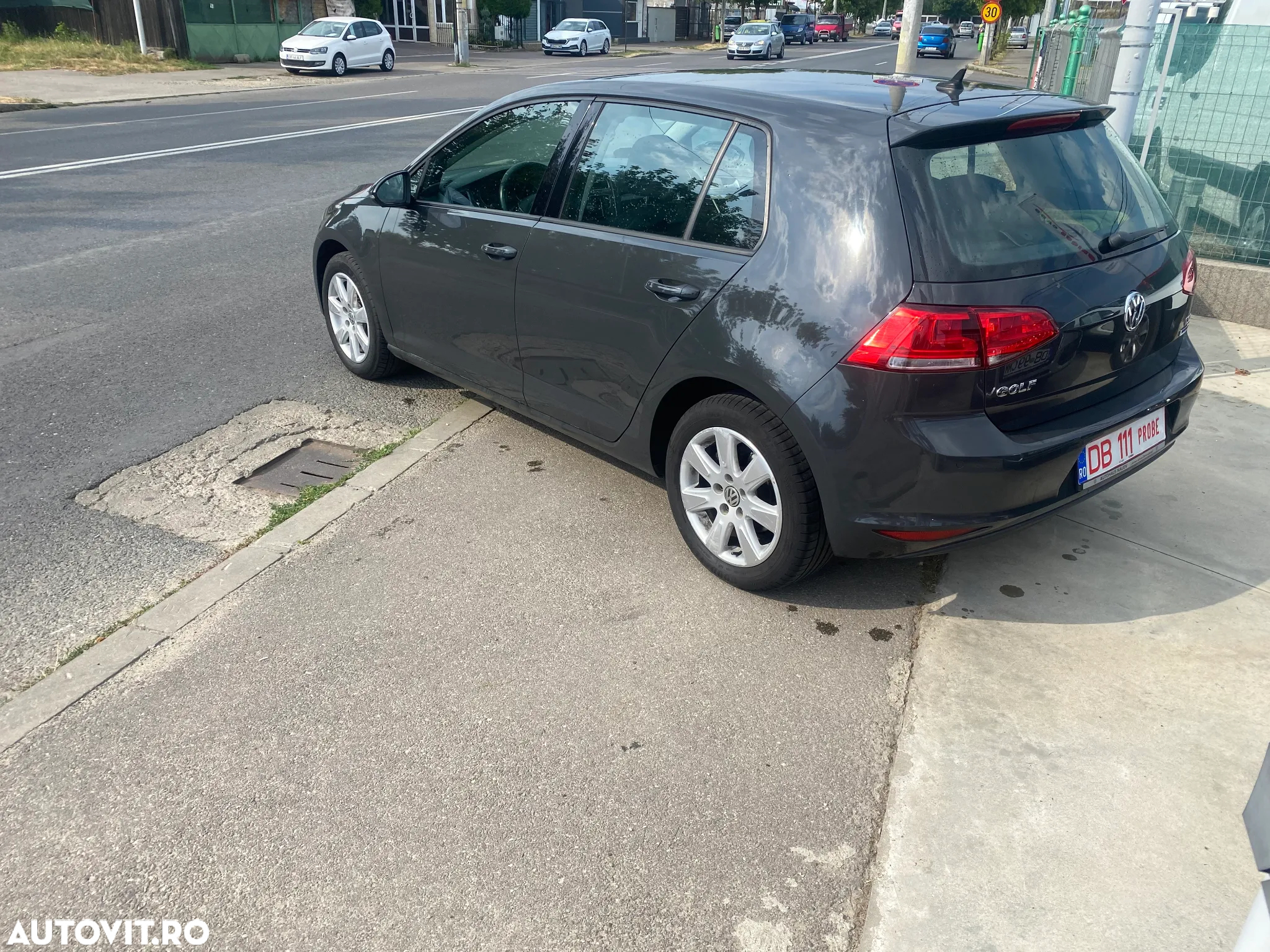 Volkswagen Golf 1.2 TSI BlueMotion Technology Comfortline - 4