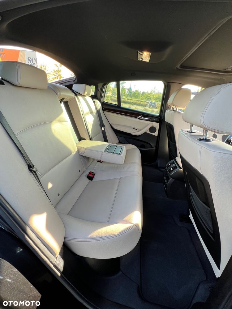 BMW X4 xDrive20d - 27