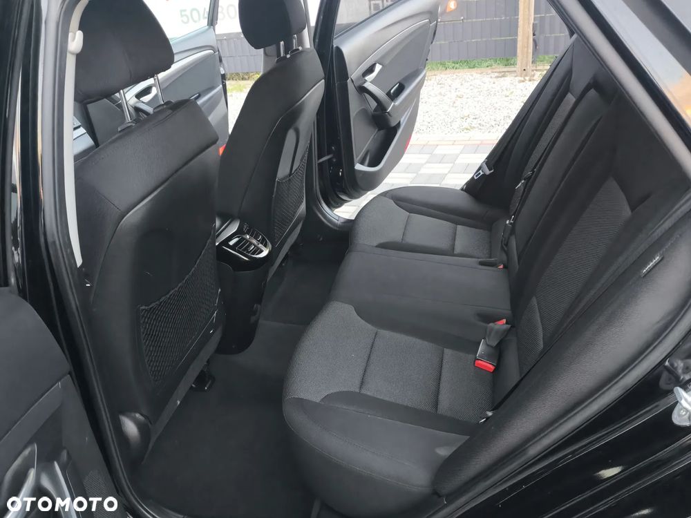 Hyundai i40 1.7 CRDi Comfort - 22