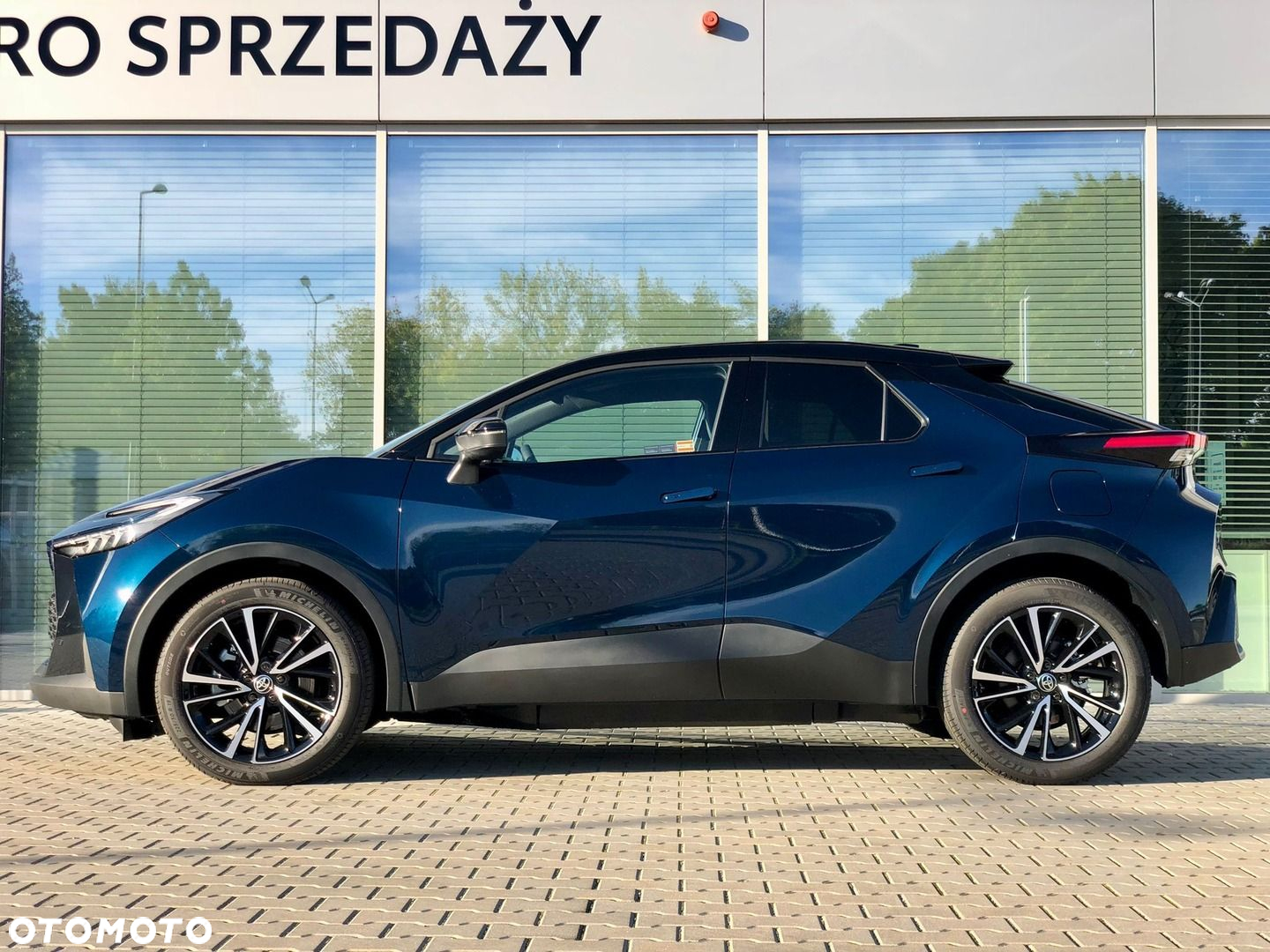 Toyota C-HR - 3