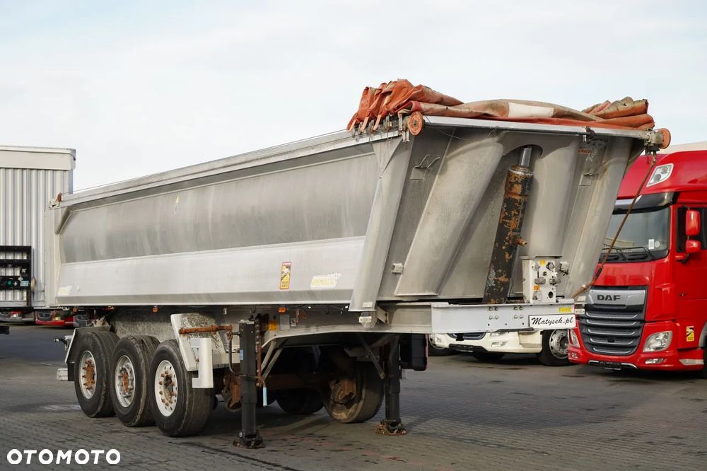 Benalu WYWROTKA / 23 m3 / ALUMINIOWA / OŚ PODNOSZONA / WAGA: 5 000 KG / - 8