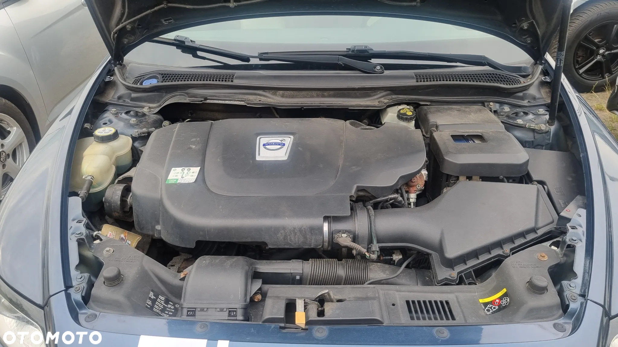 Volvo S40 D4 R-Design - 32