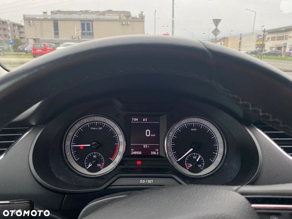 Skoda Octavia 2.0 TDI Style - 6