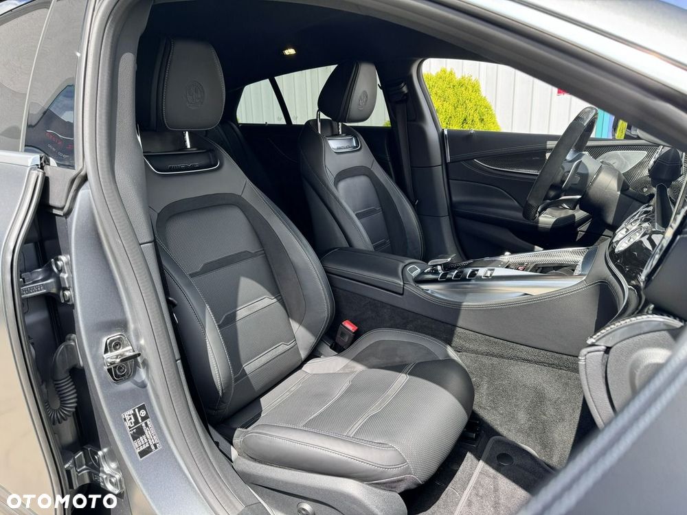 Mercedes-Benz AMG GT 63 S 4Matic+ Speedshift MCT 9G - 18