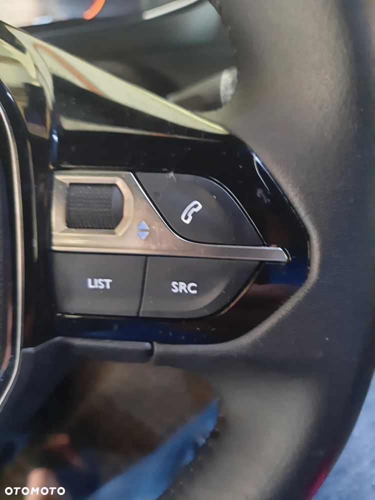Peugeot 2008 PureTech 100 Active S&S BVM6 - 9