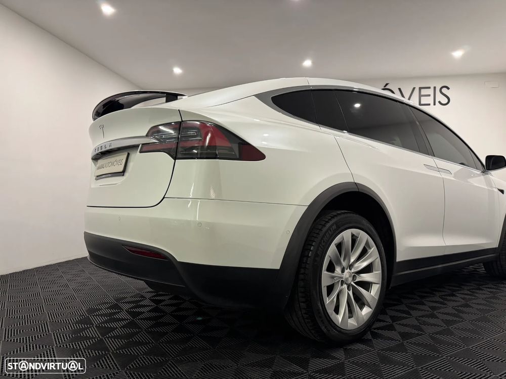 Tesla Model X 100 kWh Long Range AWD - 23