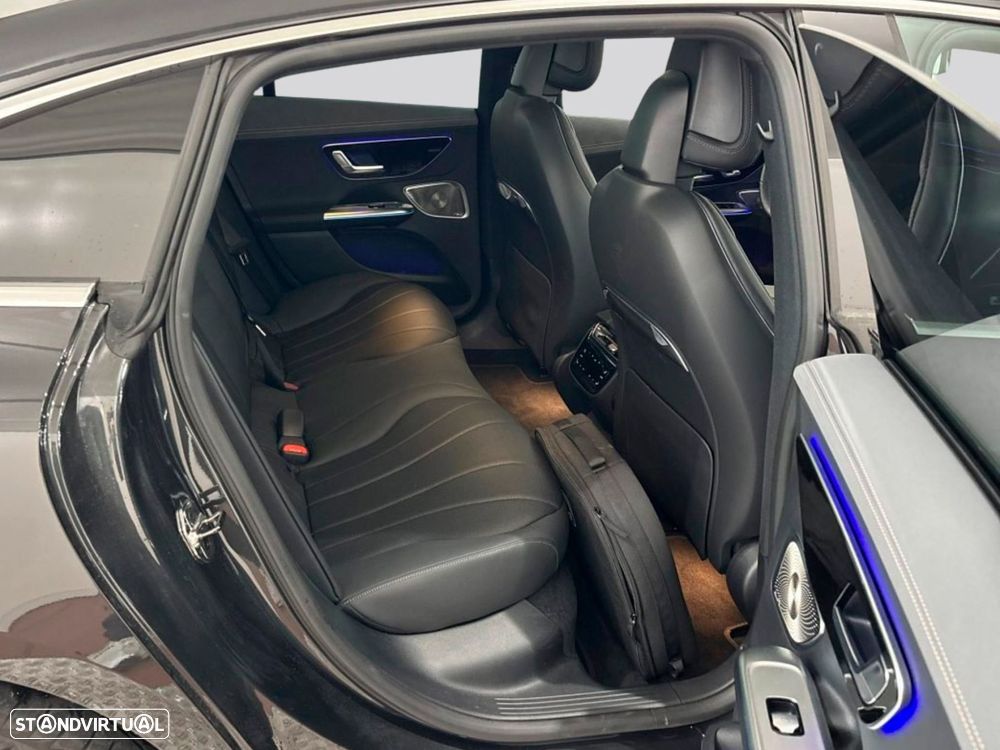 Mercedes-Benz EQE - 13