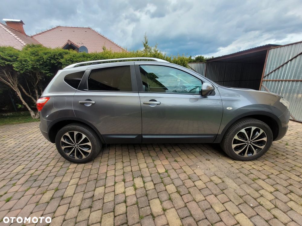 Nissan Qashqai 2.0 4x4 Tekna - 3