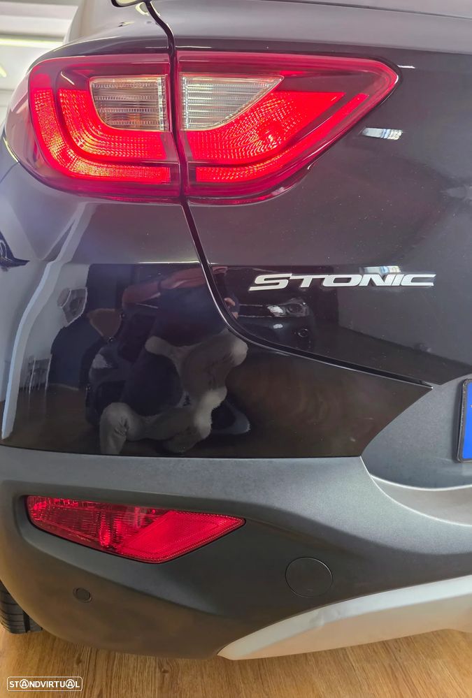 Kia Stonic 1.2 Dynamic - 14