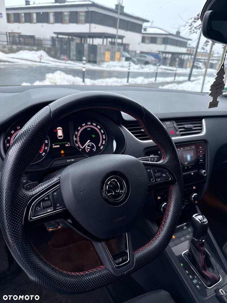 Skoda Octavia 2.0 TDI RS DSG - 12
