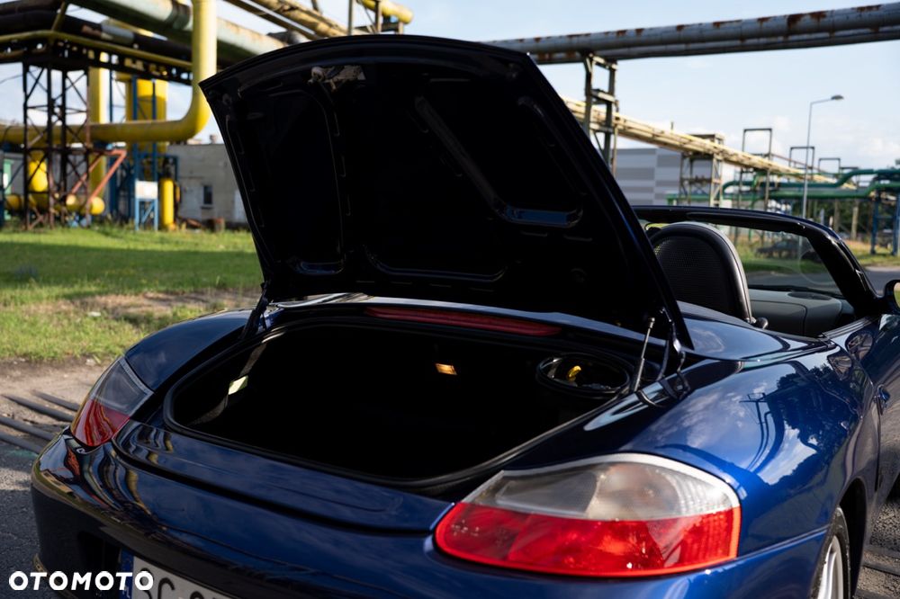 Porsche Boxster - 21