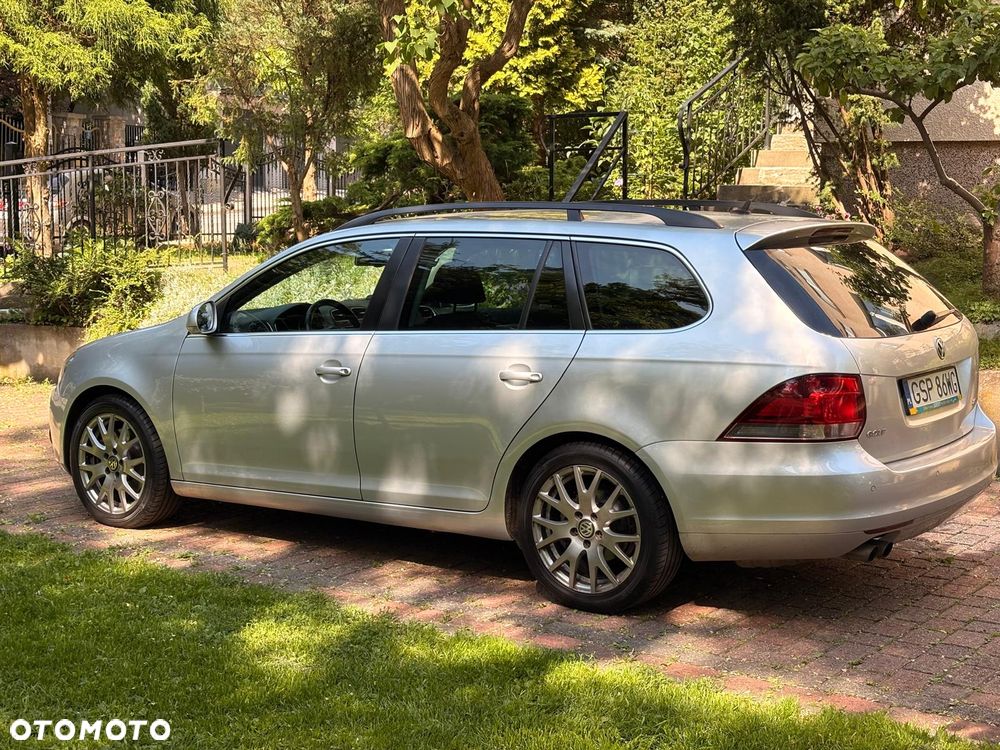 Volkswagen Golf 2.0 TDI Highline - 4