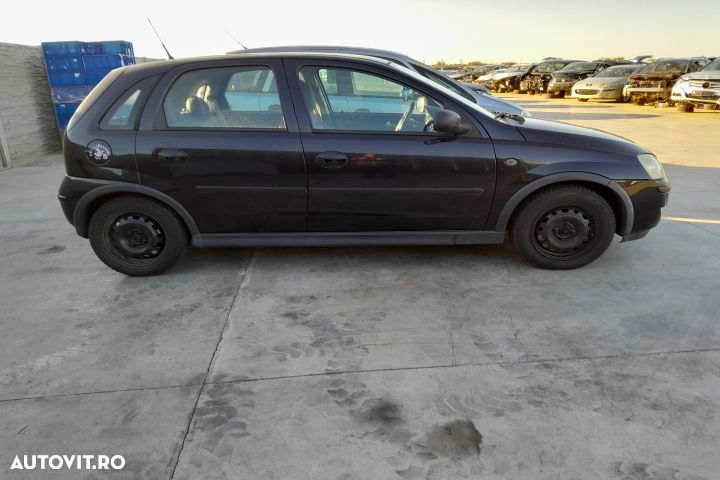 Dezmembrez Opel Corsa C [2000 - 2003] Hatchback 5-usi 1.2 MT (75 hp) - 3