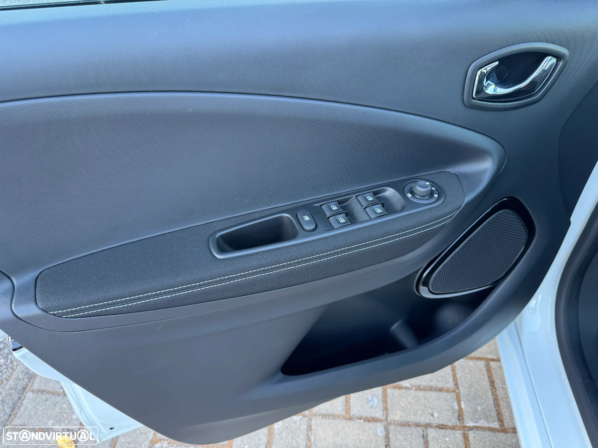 Renault Zoe (c/ Bateria) Intens 40 - 12