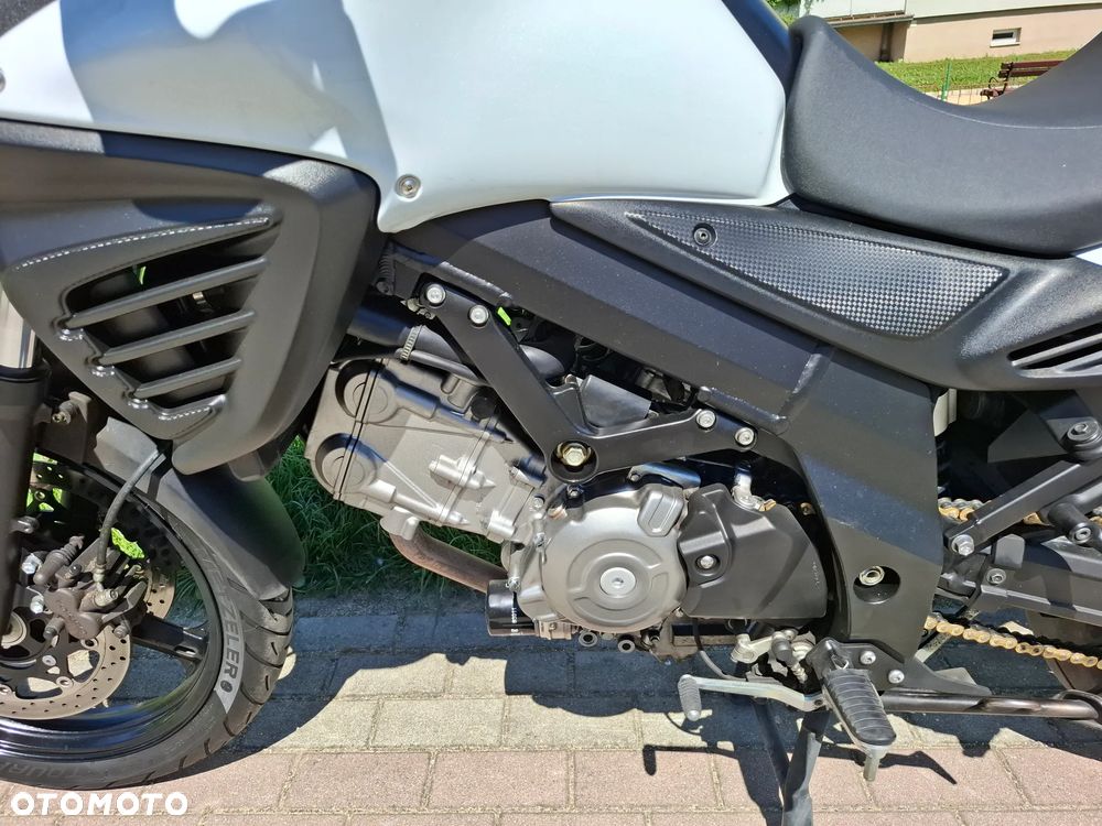 Suzuki DL - 22