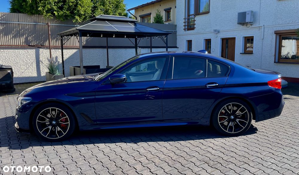 BMW Seria 5 520d xDrive - 11