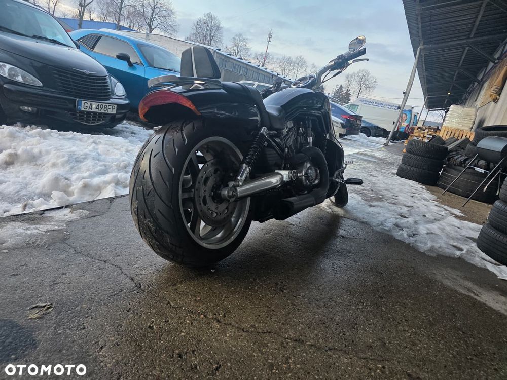 Harley-Davidson V-Rod Muscle - 4