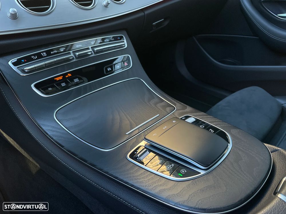 Mercedes-Benz E 220 d AMG Line - 23