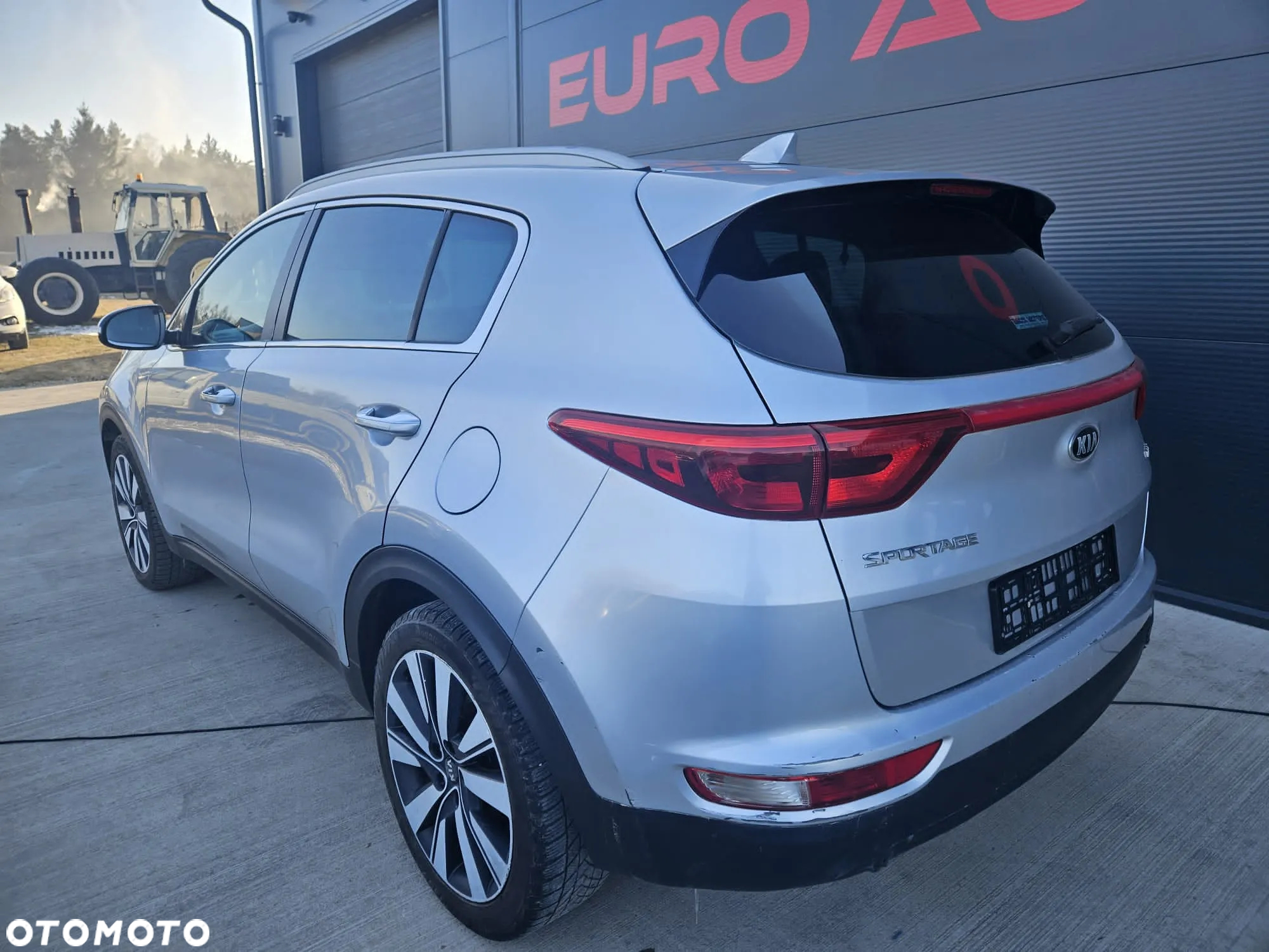 Kia Sportage 1.7 CRDI 2WD Dream-Team Edition - 6