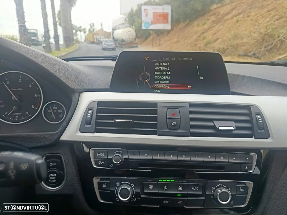 BMW 320 d Touring EfficientDynamics - 9