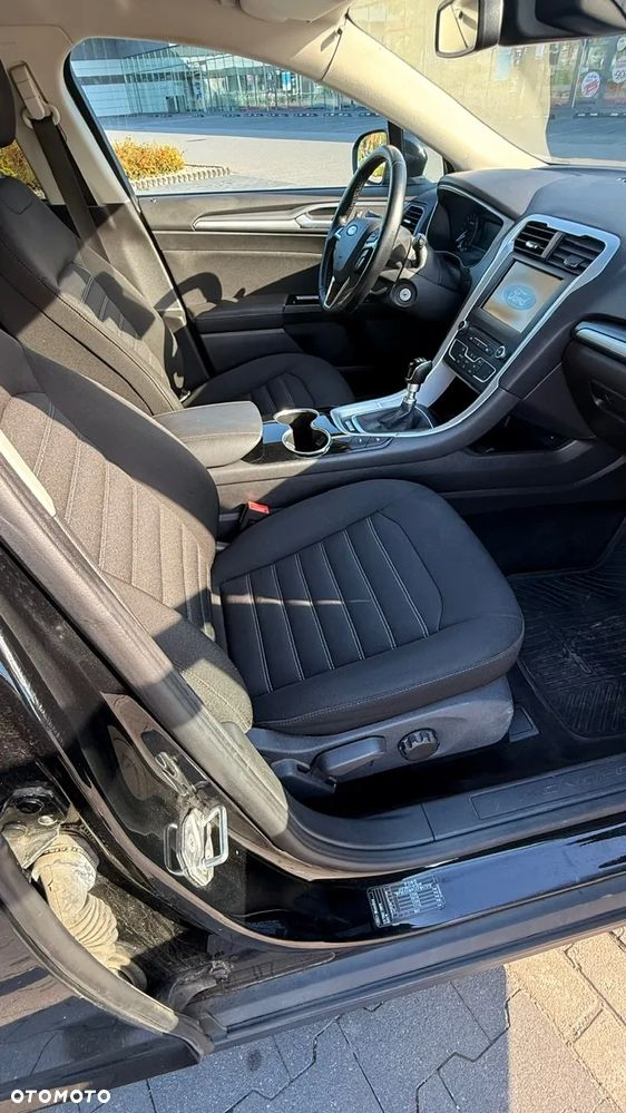 Ford Mondeo - 11