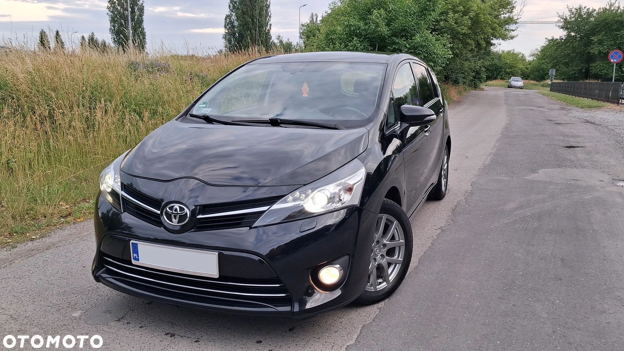 Toyota Verso - 1