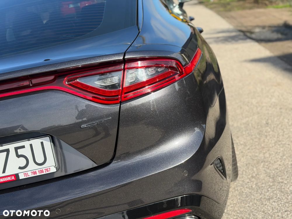 Kia Stinger 3.3 T-GDI V6 GT AWD - 40