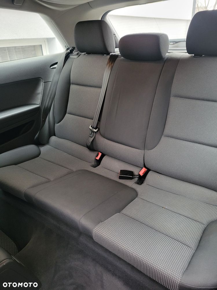 Audi A3 1.6 Ambiente - 10