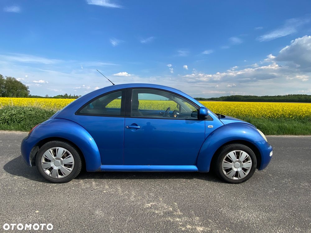Volkswagen New Beetle - 5