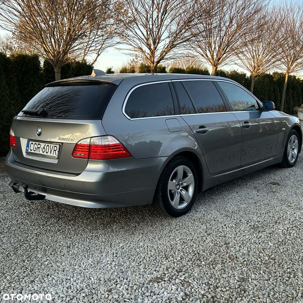 BMW Seria 5 520d - 8