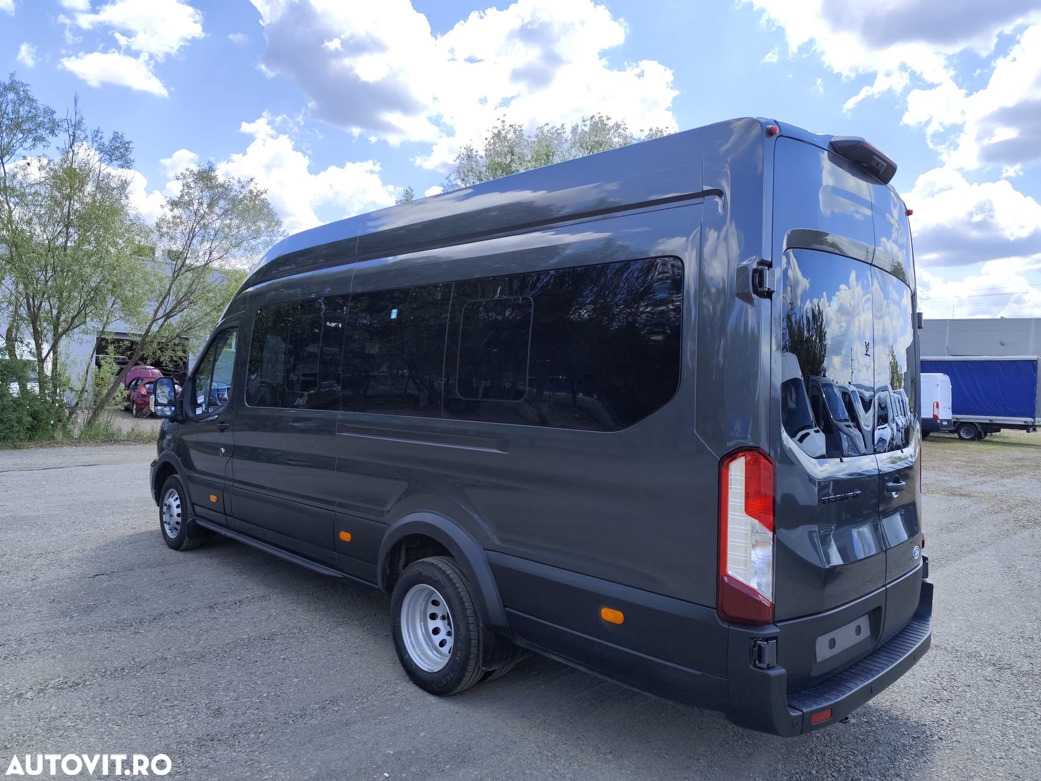 Ford Transit - 9