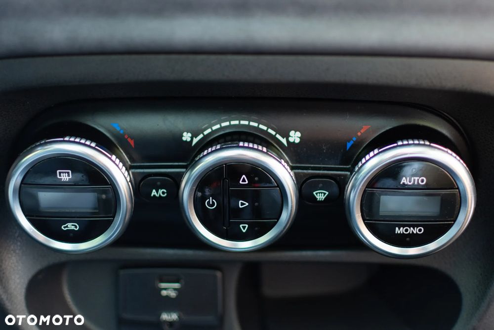 Fiat 500L 1.6 Multijet Trekking S&S - 24