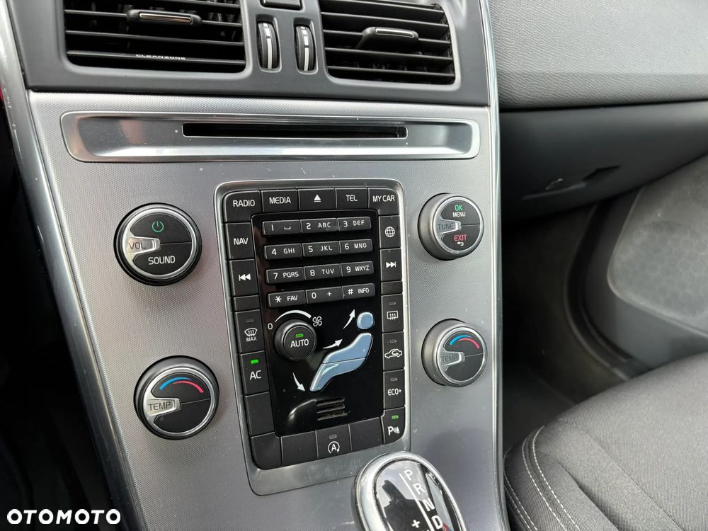 Volvo XC 60 D3 Drive-E Kinetic - 14