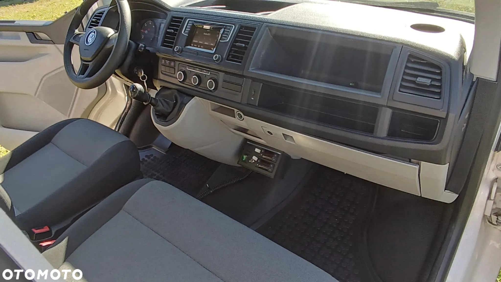 Volkswagen Transporter T6 - 29