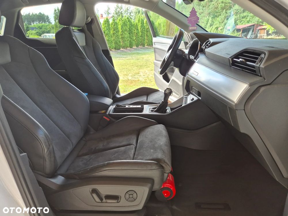 Audi Q3 Sportback 45 TFSI Quattro S Line S tronic - 8