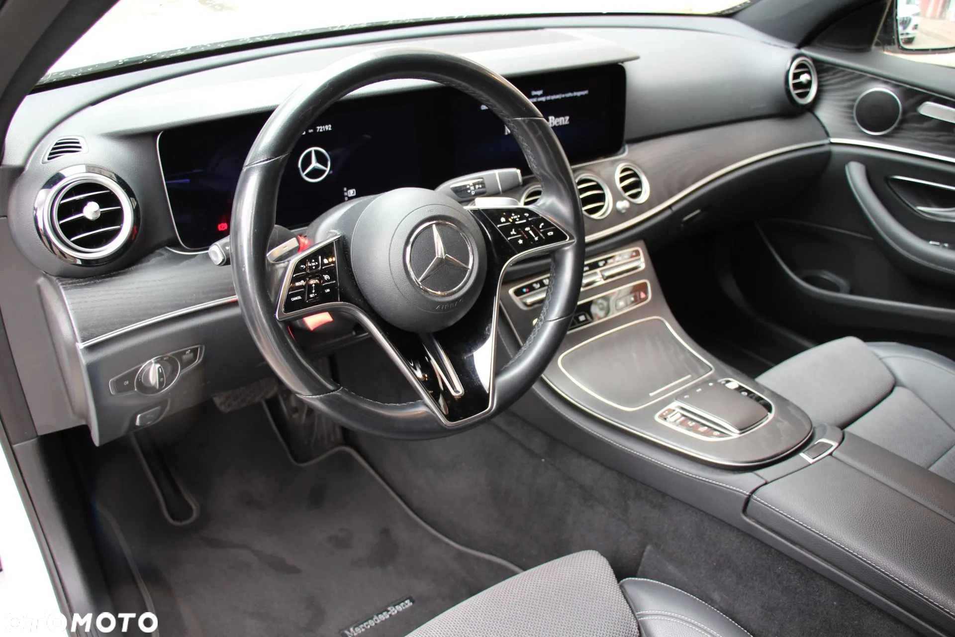 Mercedes-Benz Klasa E - 12