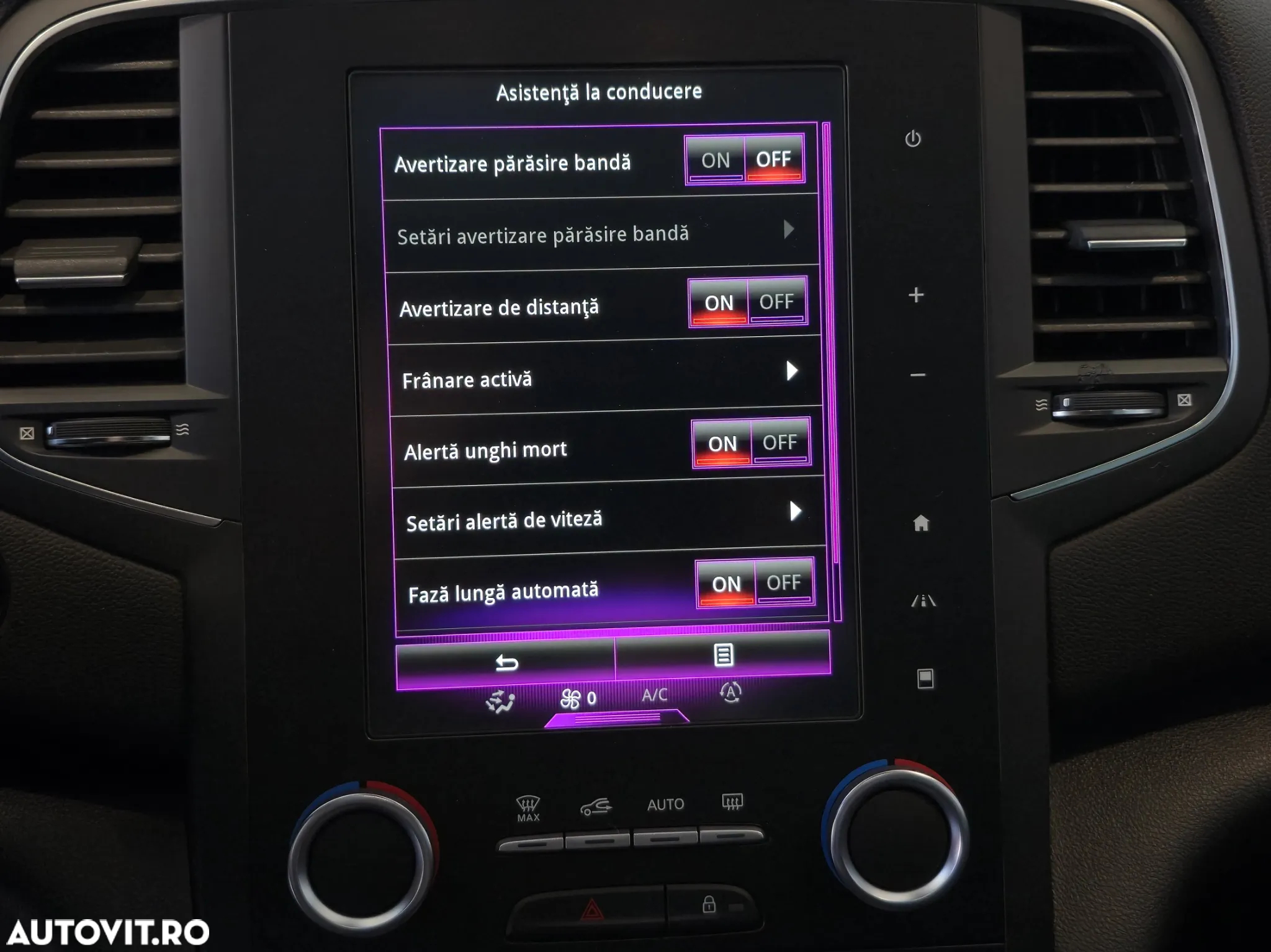 Renault Megane ENERGY dCi Intens - 12