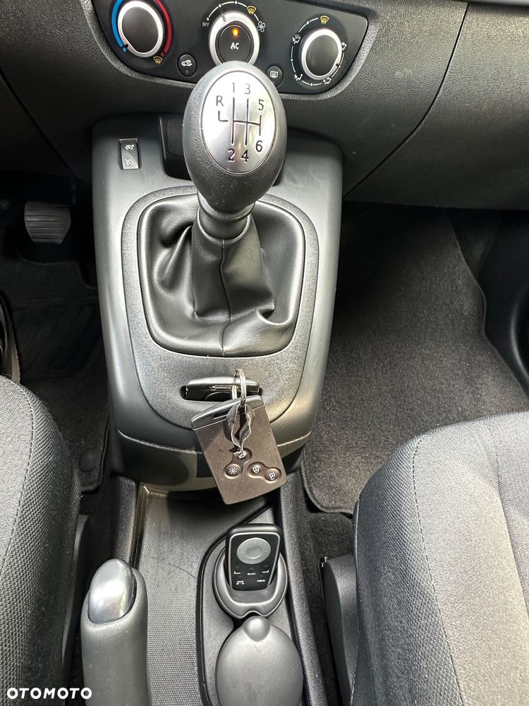 Renault Scenic 1.6 16V 110 TomTom Edition - 27