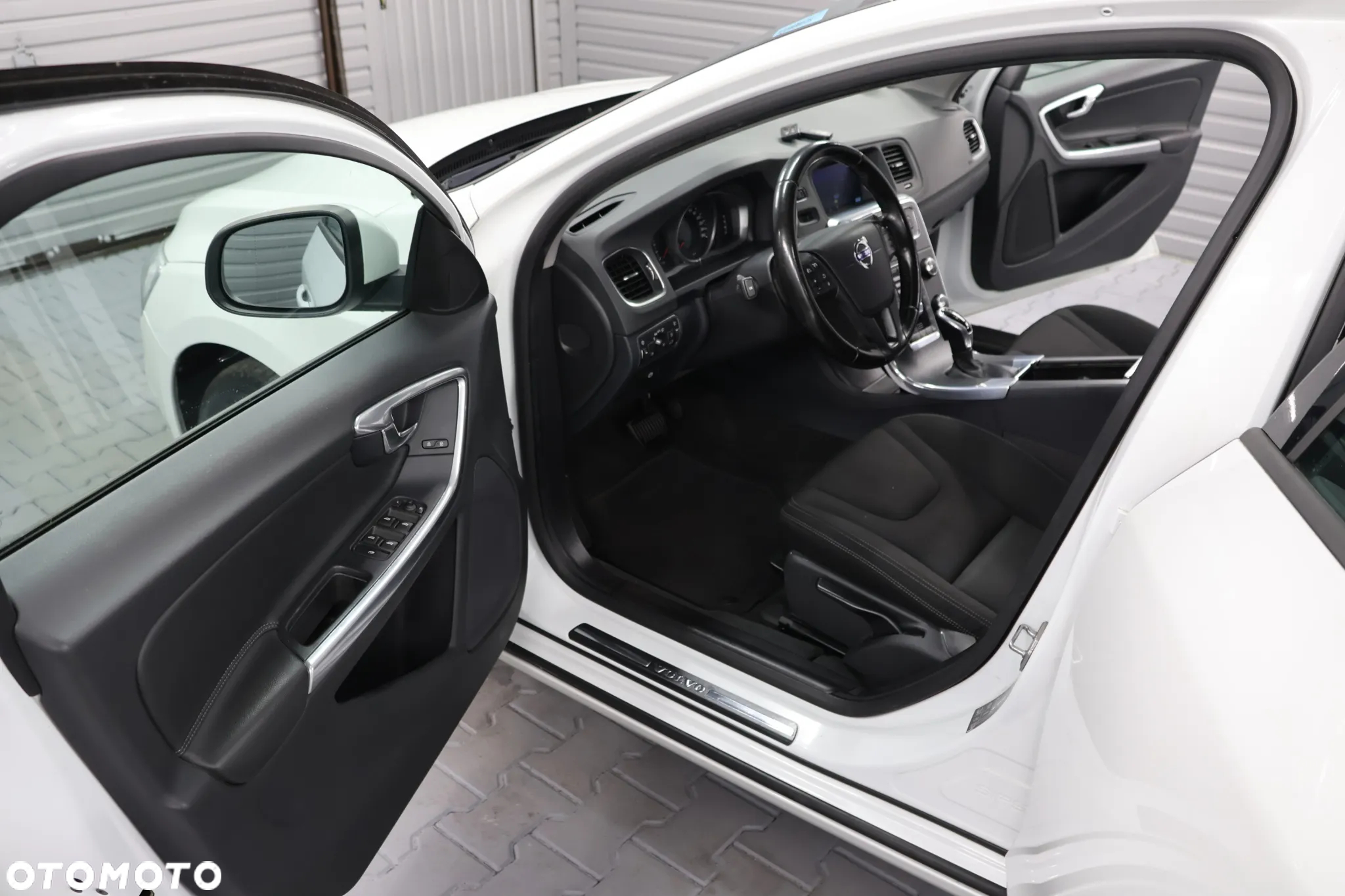 Volvo V60 - 8