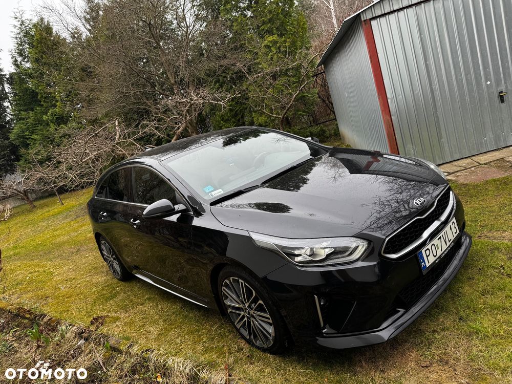 Kia ProCeed - 14