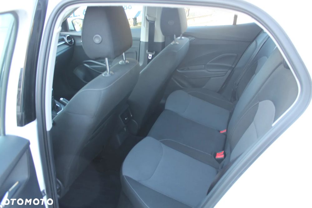 Skoda Fabia - 10